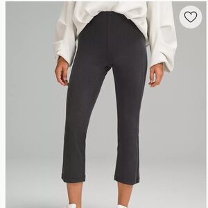 Lululemon Athletica Black Cropped Ankle Pants with Sleek Finish